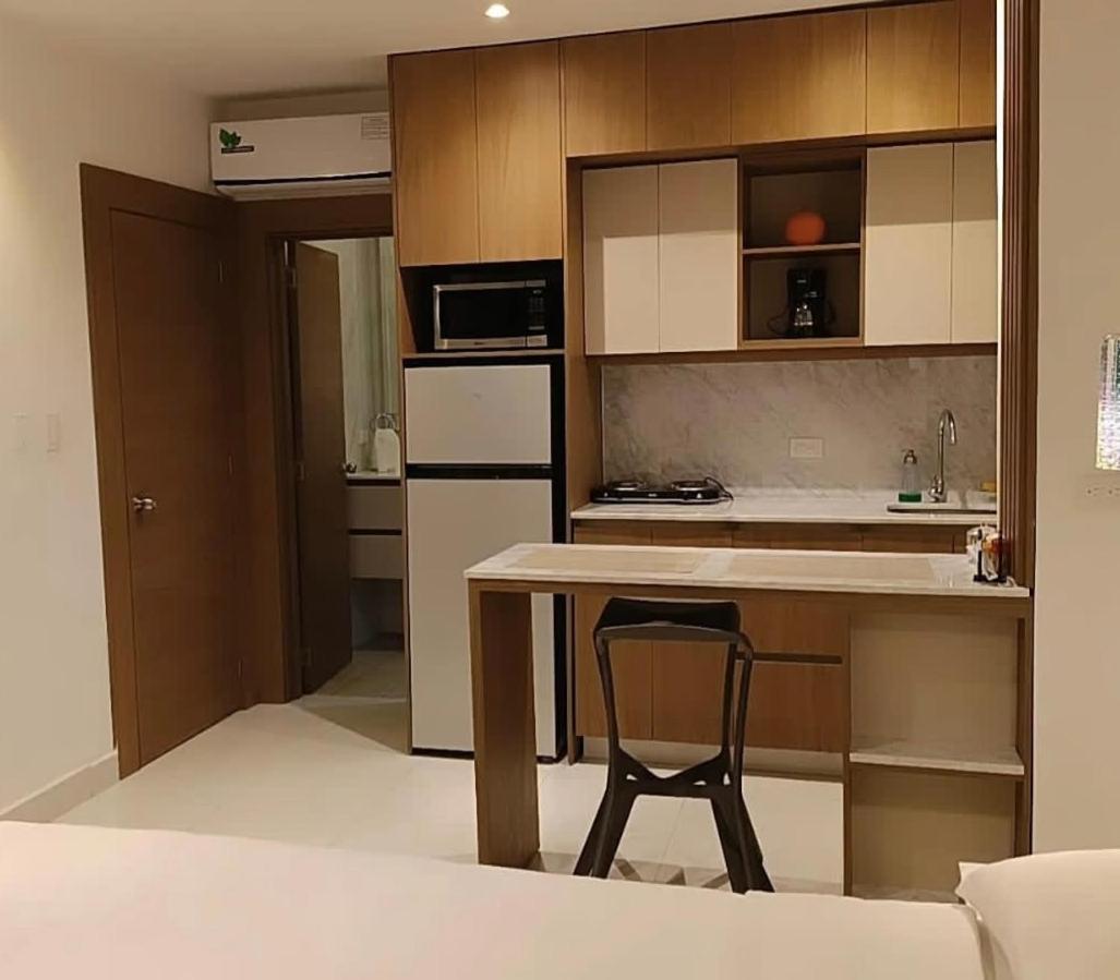 Nova Park Hotel グアヤキル エクステリア 写真